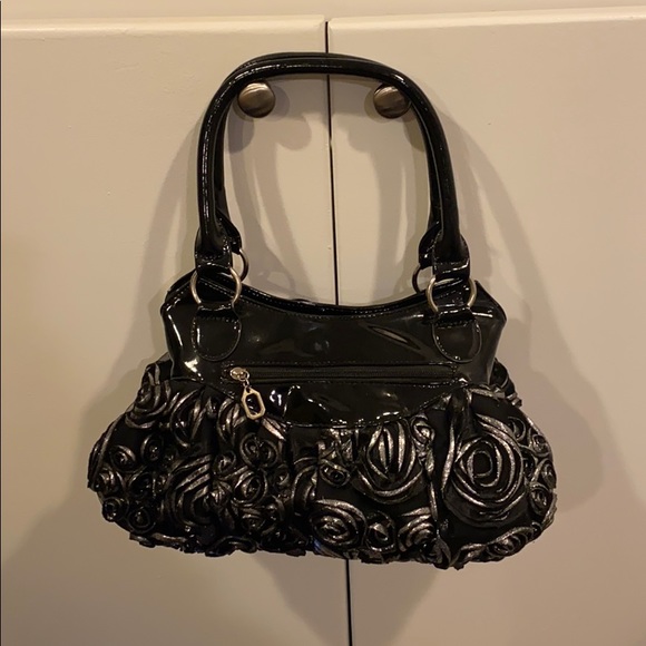 Sassy Floral Handbag - Picture 3 of 4